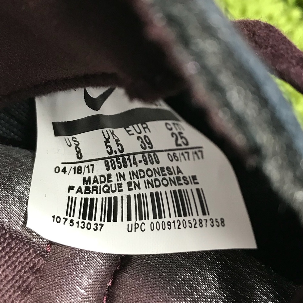 NWT Nike Classic Cortez Maroon WMNS - Picture 8 of 8